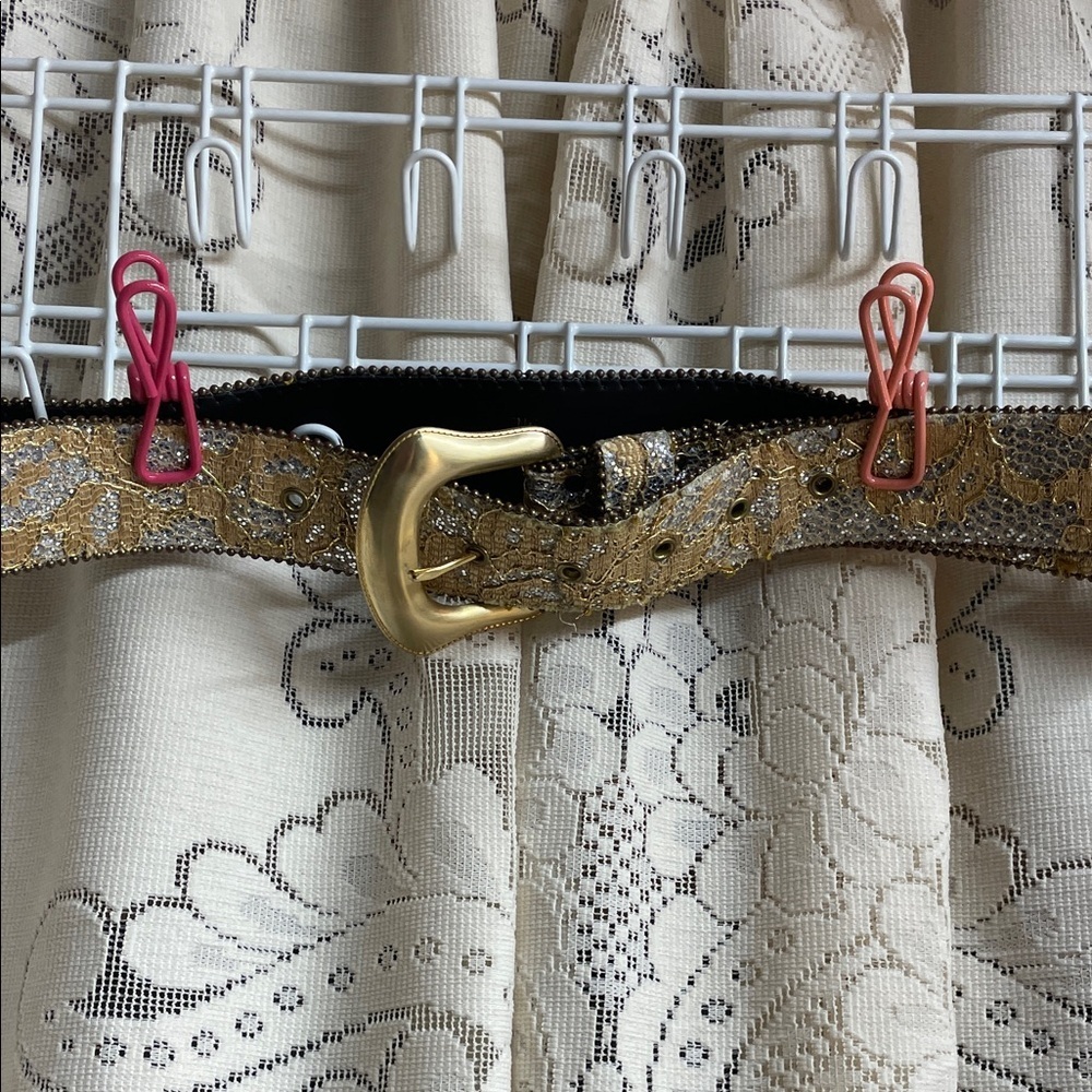 Vintage Classic Gold and Silver Women's Belt - Picture 2 of 8